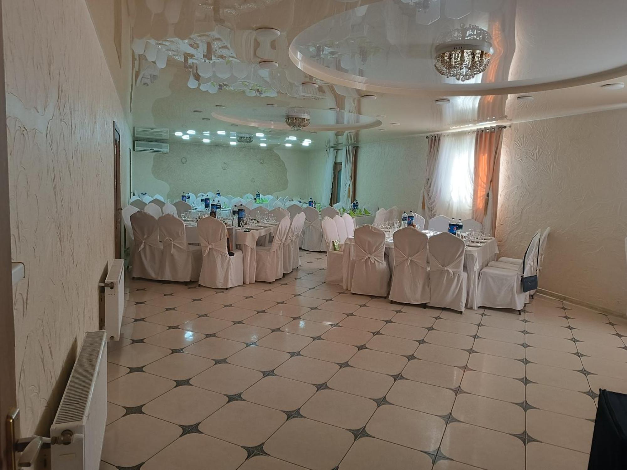 Racu Otel Comrat Dış mekan fotoğraf